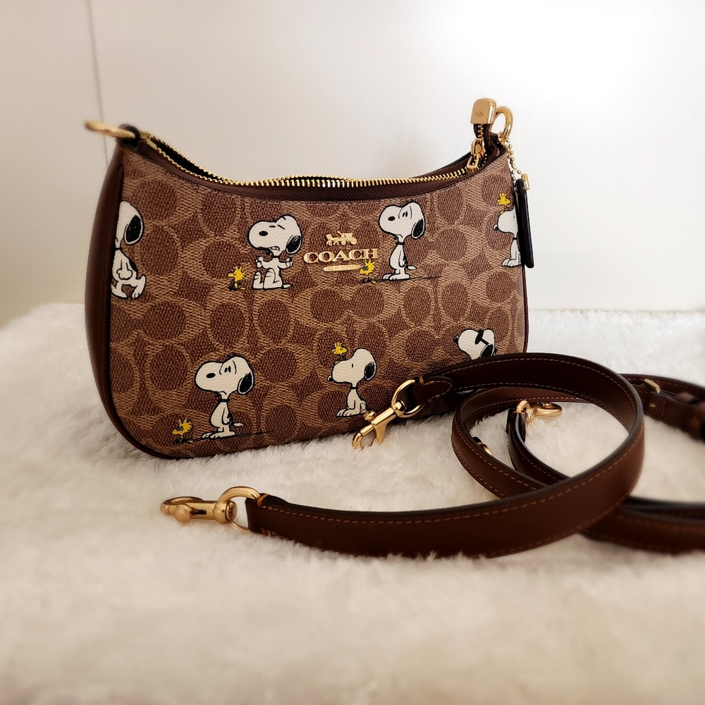 Coach X Peanuts Teri Shoulder Bag